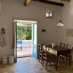 House Il Mandarino, Terrace Overlooking The Sea * Malfa (Salina)