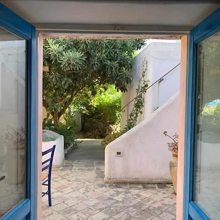 House Il Mandarino, Terrace Overlooking The Sea * Malfa (Salina)